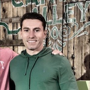 Meet your Posher, Charles